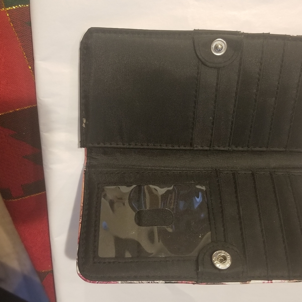 Wallet - Picture 5 of 9